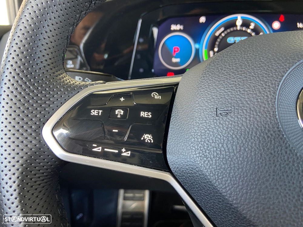 VW Golf 1.4 TSI GTE DSG - 16