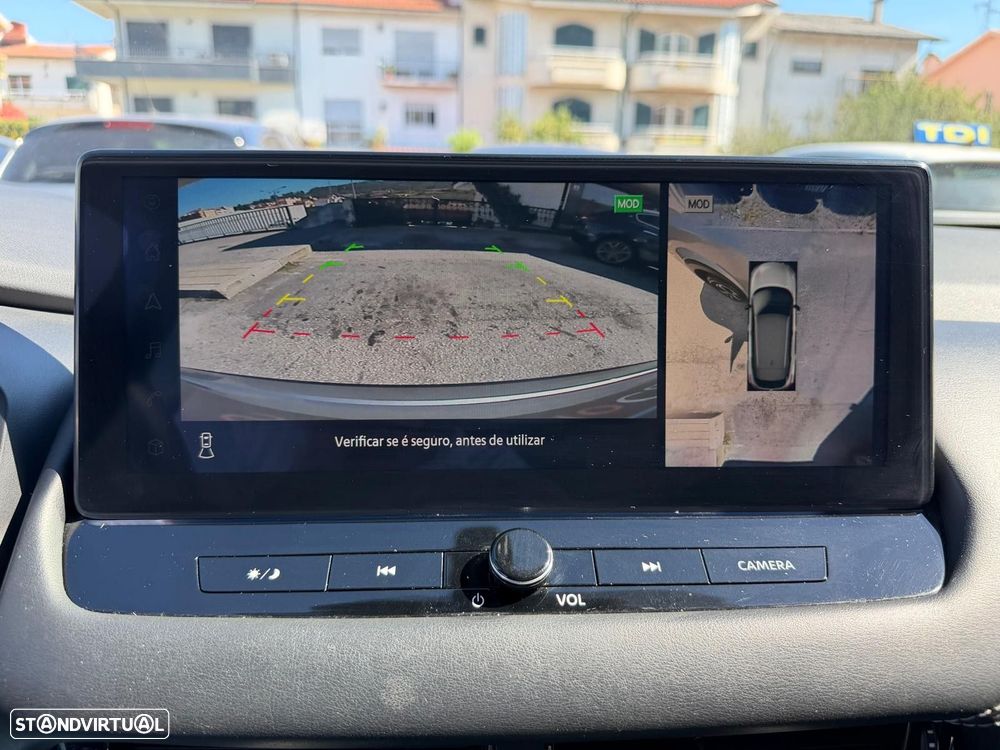 Nissan Qashqai 1.3 DIG-T N-Connecta LED - 28