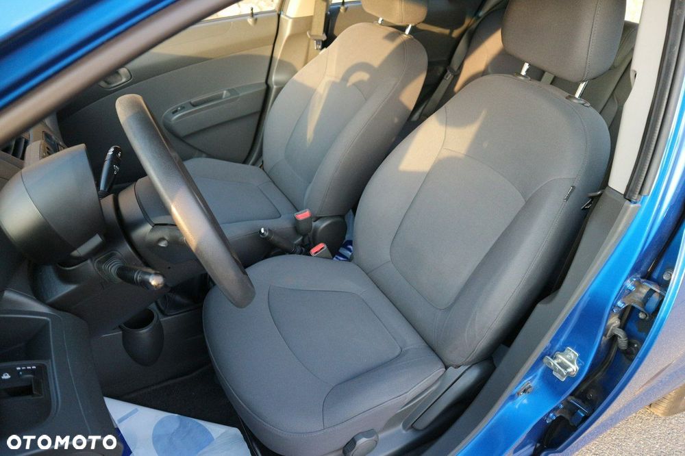 Chevrolet Spark 1.0 Base - 38