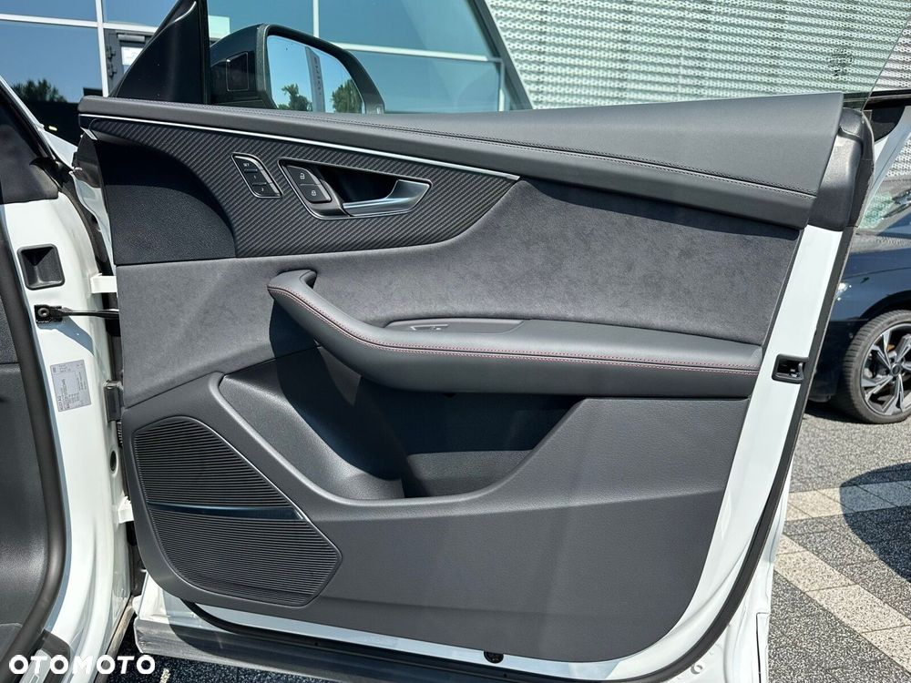 Audi Q8 - 26