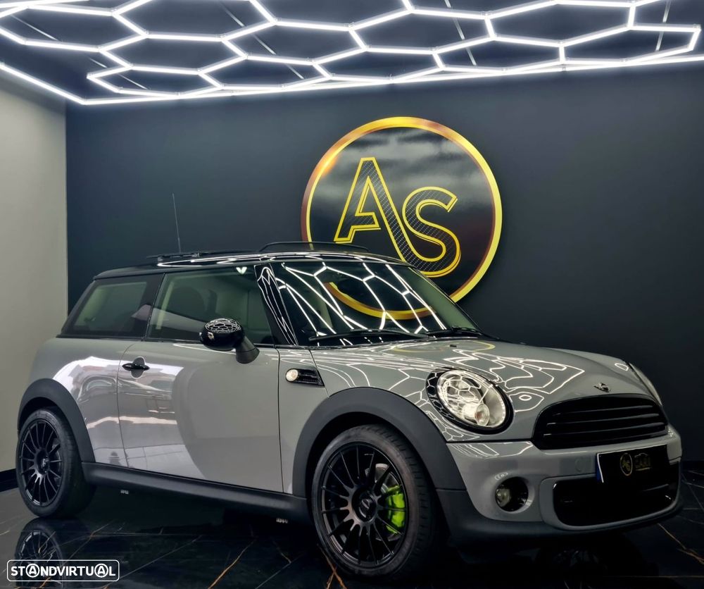 MINI 3 Portas One D - 1