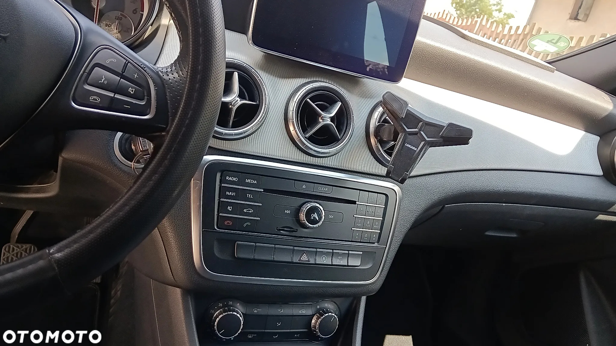 Mercedes-Benz CLA 180 (CDI) d - 18