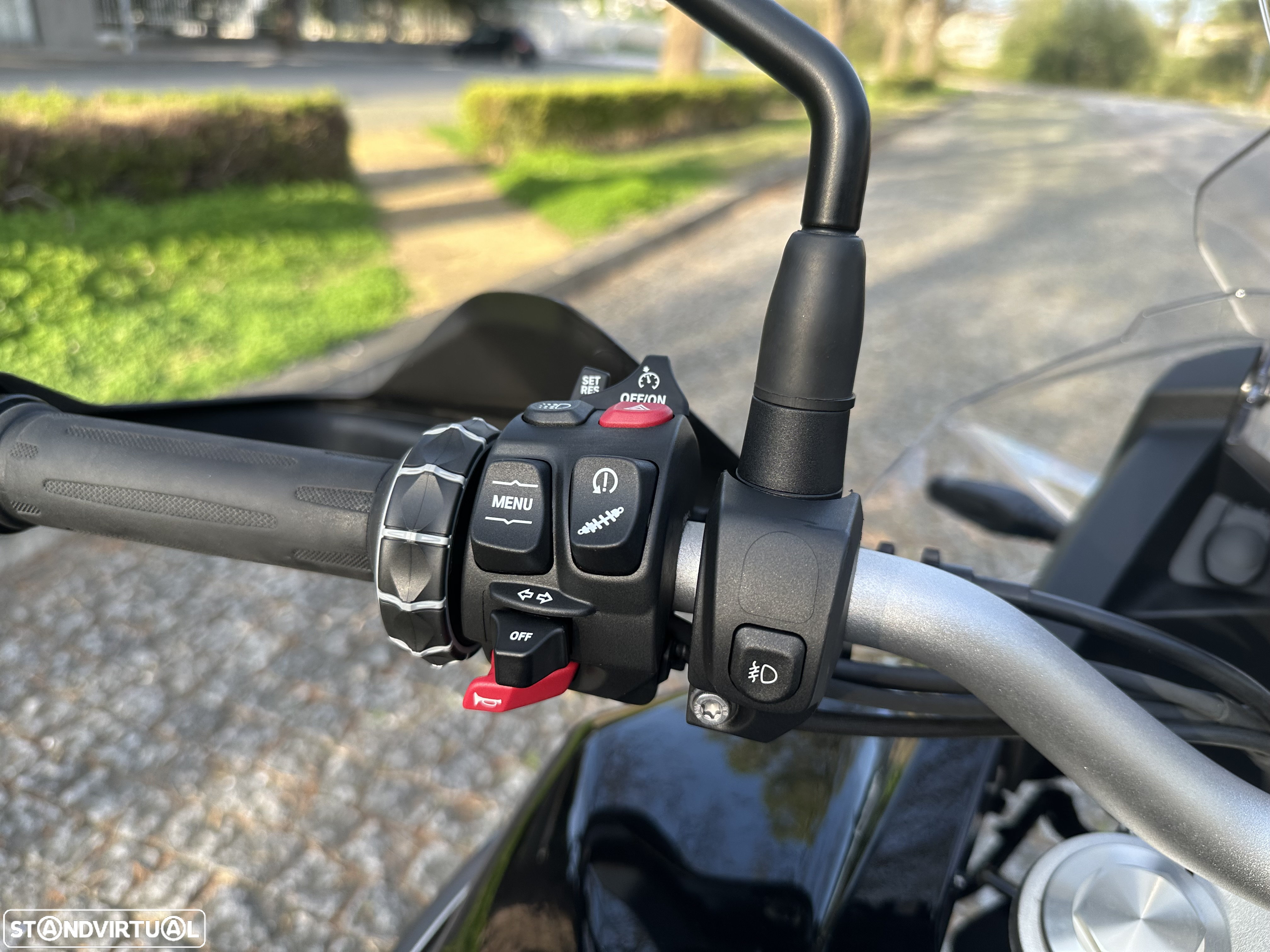 BMW F 850 GS Adventure Triple Black - 17