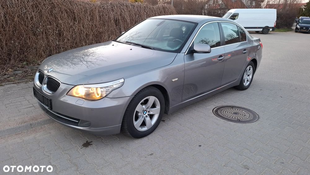 BMW Seria 5 525i - 1