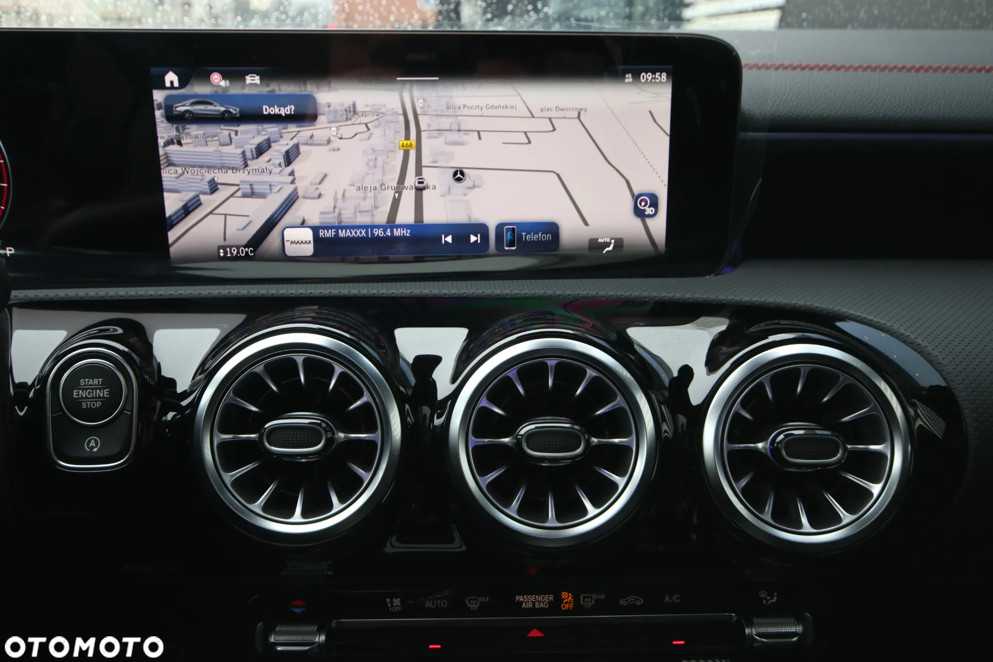 Mercedes-Benz CLA 220 AMG Line 7G-DCT - 18