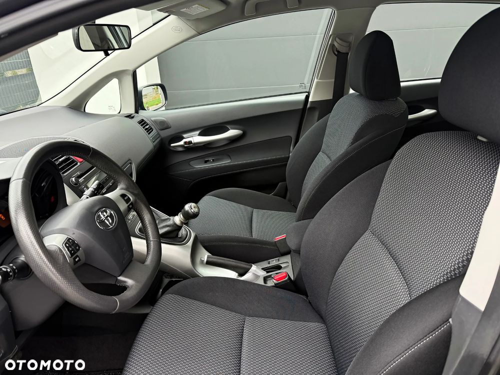 Toyota Auris 1.6 Life - 12