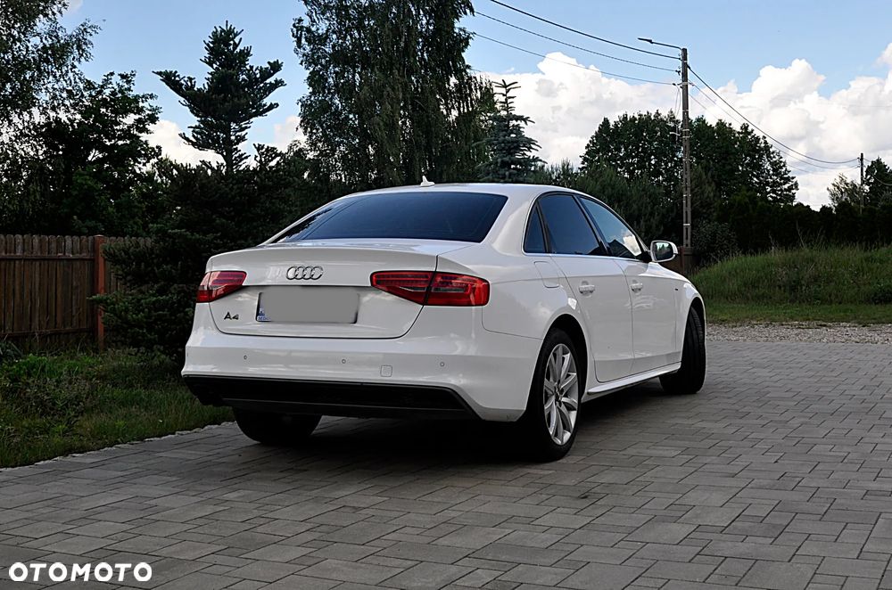 Audi A4 Limousine - 2