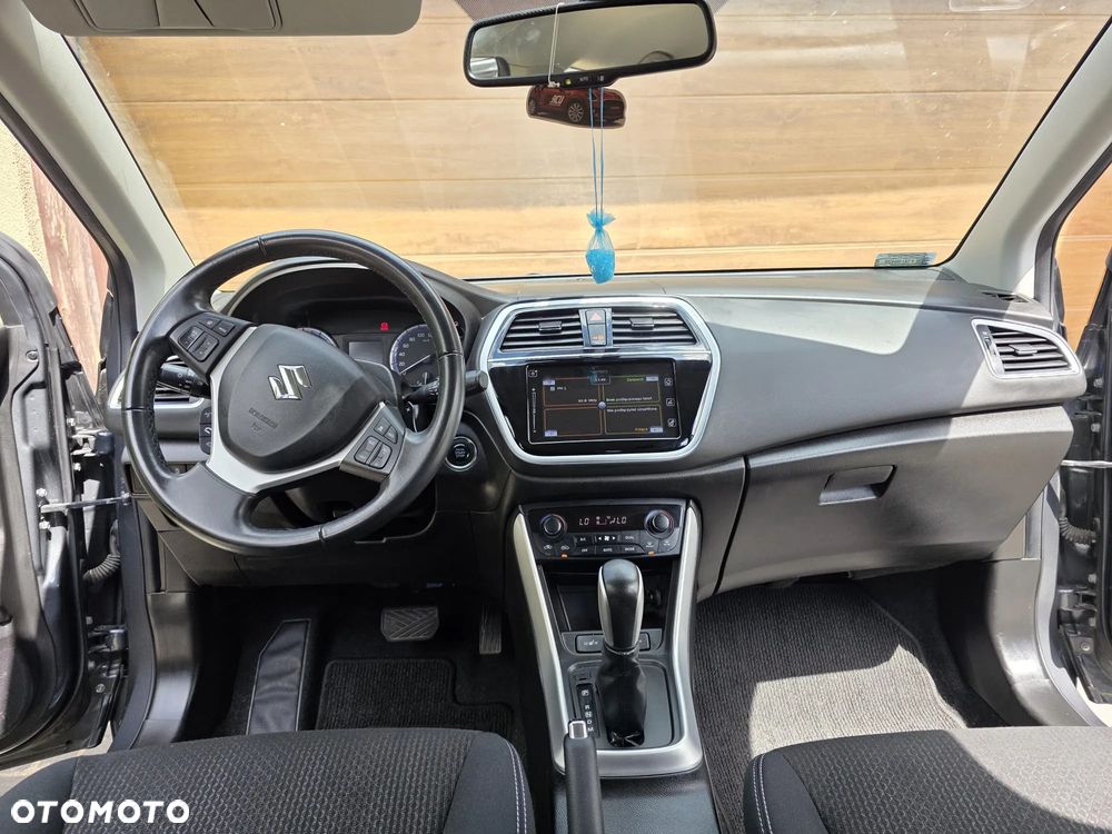 Suzuki SX4 - 12