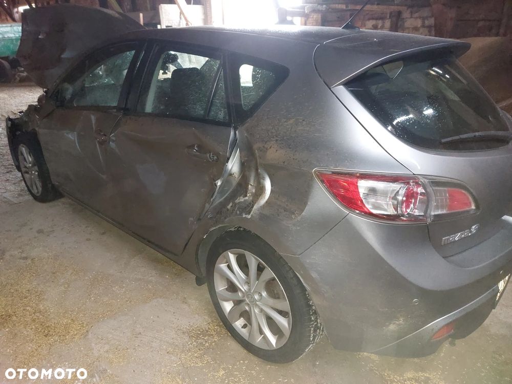 Mazda 3 - 5