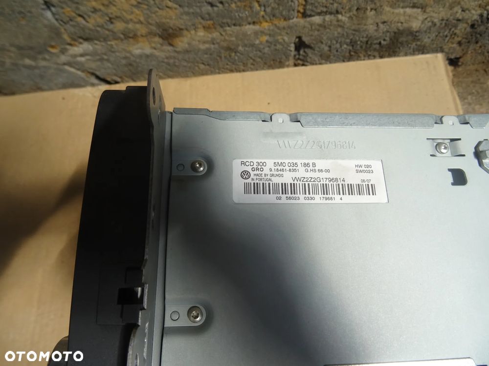 Radio Golf 5 Plus RCD 300 5M0 035 186B - 4