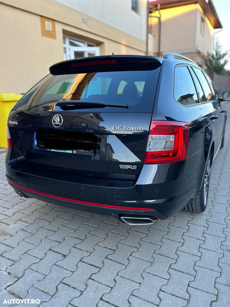 Skoda Octavia 2.0 TDI DSG RS - 6