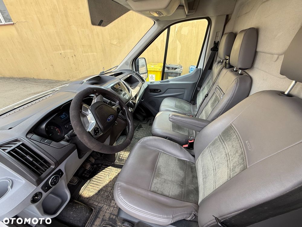 Ford Transit - 6