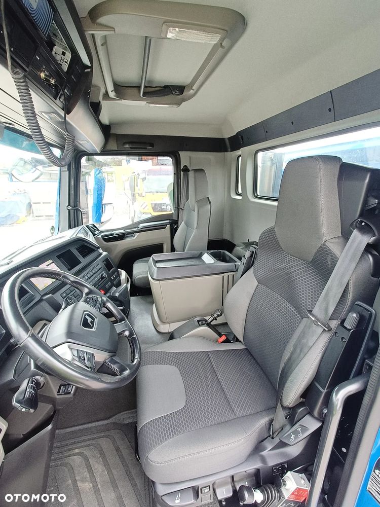 MAN TGS 35.470 8x4 Meiller Kipper + Bordmatik / Retarder / Jak Nowy - 20