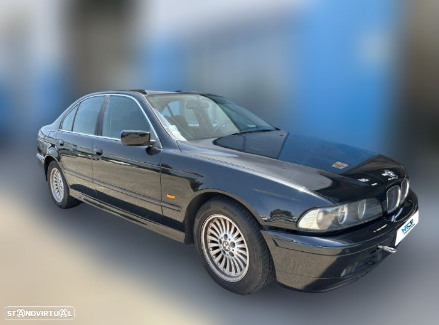 BMW E39 520d de 2001 para peças - 8