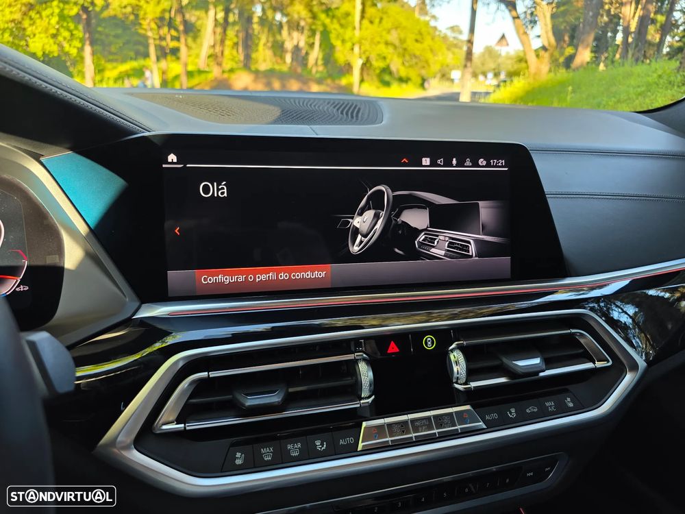 BMW X5 30 d xDrive Pack M - 12