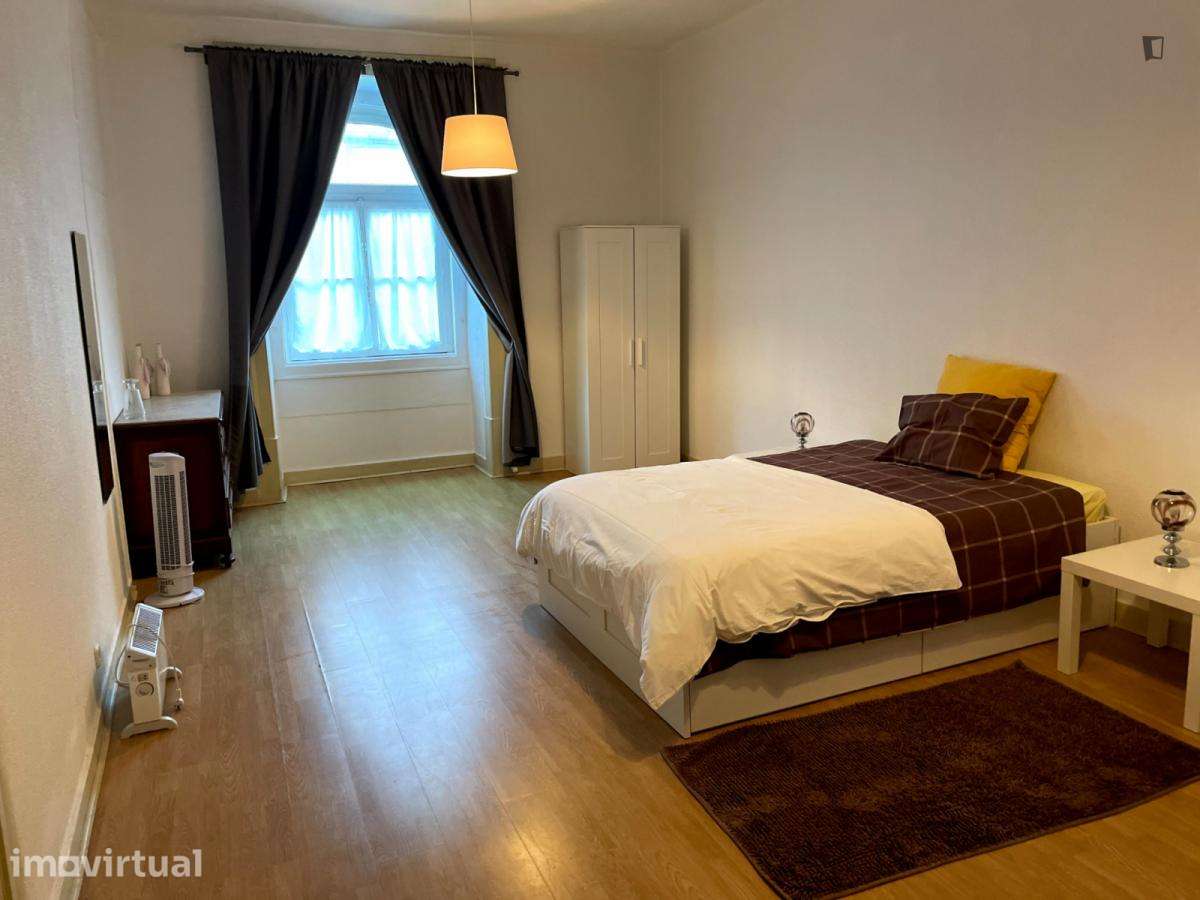 Quarto - localizado em Baixa Lisbon - Grande imagem: 5/17