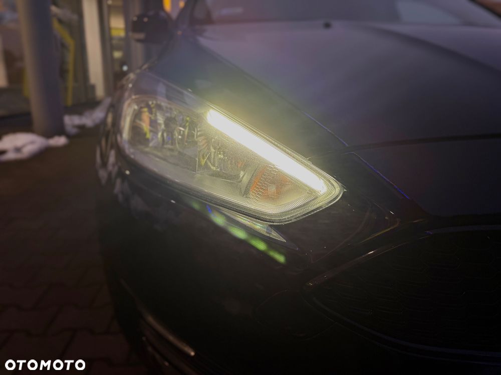 Ford Focus 1.5 EcoBoost Trend ASS - 8