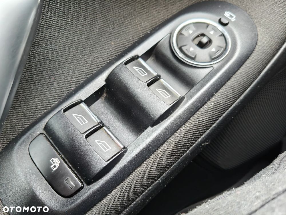 Ford S-Max 1.6 T Titanium - 21