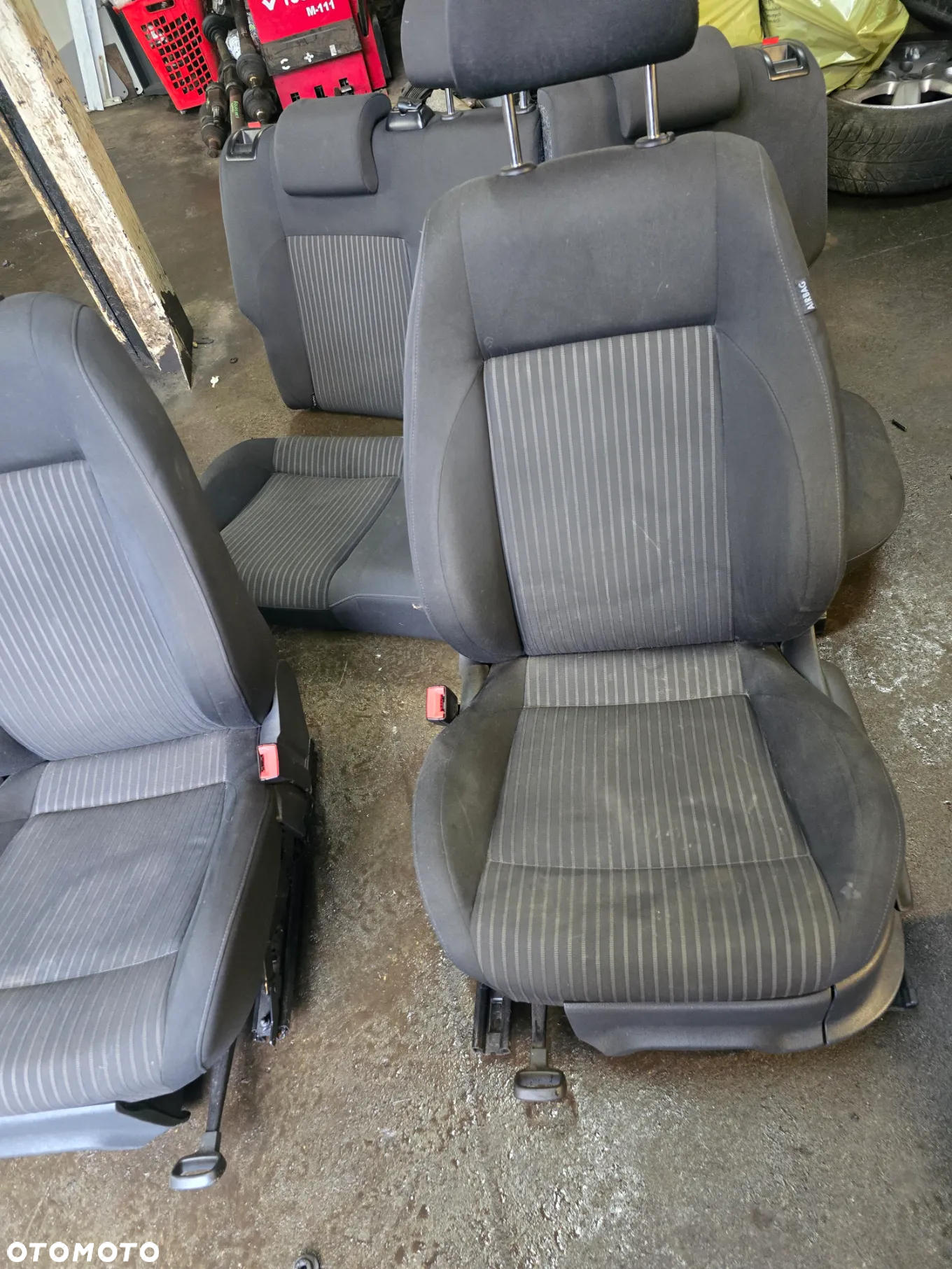 Komplet foteli vw  polo 6R 6C  5d - 2