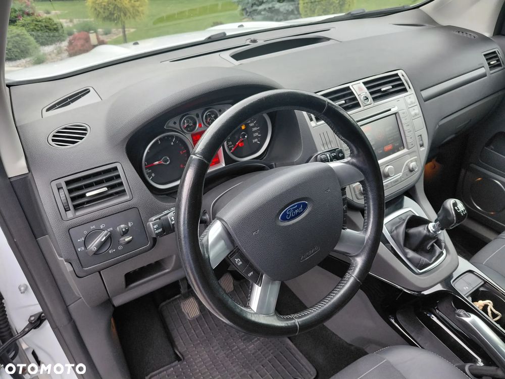 Ford Kuga 2.0 TDCi Titanium - 13