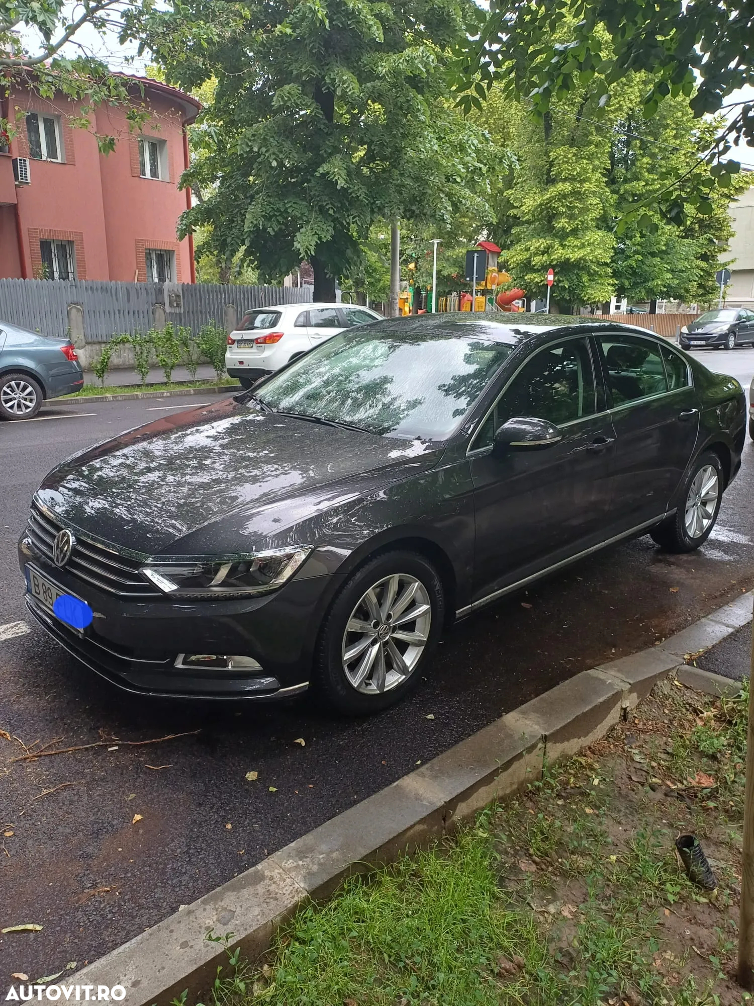 Volkswagen Passat - 10