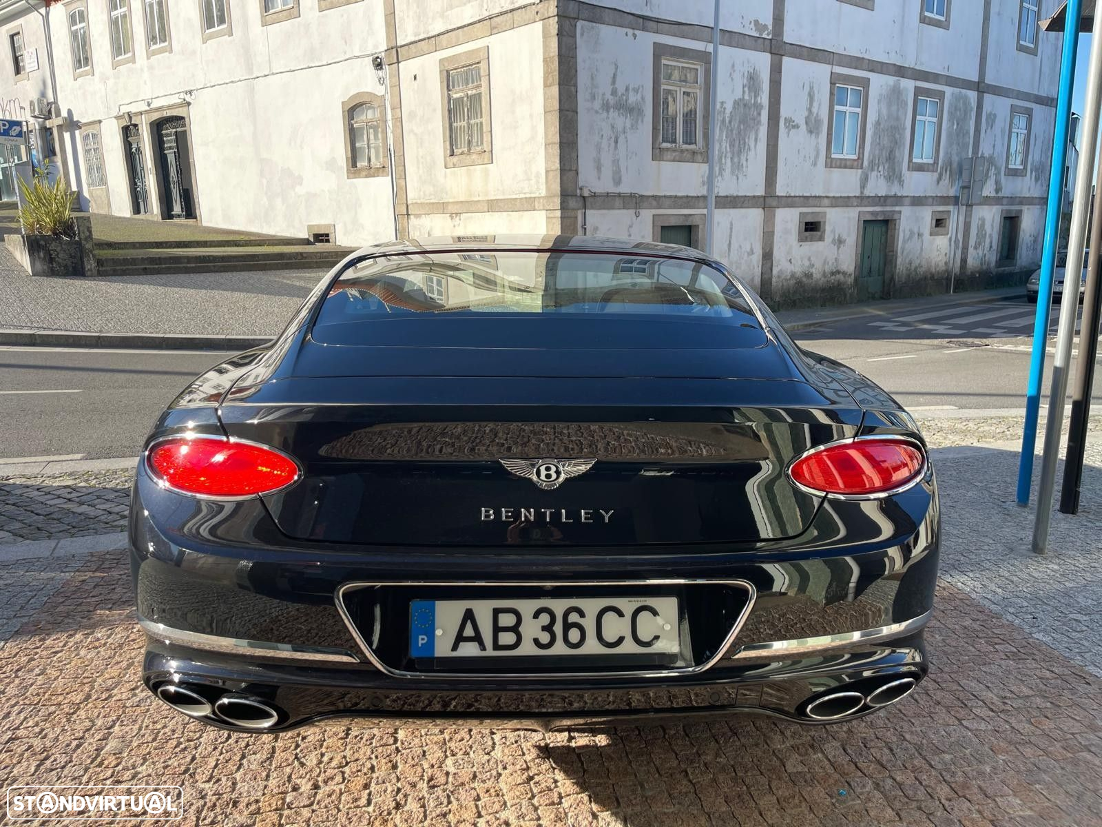 Bentley Continental GT V8 - 10