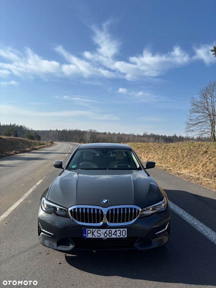 BMW Seria 3 318d Edition Luxury Line Purity - 14