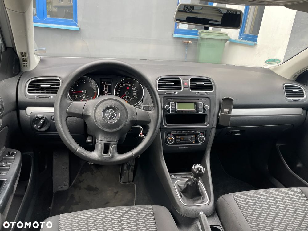 Volkswagen Golf 1.6 TDI DPF Trendline - 10