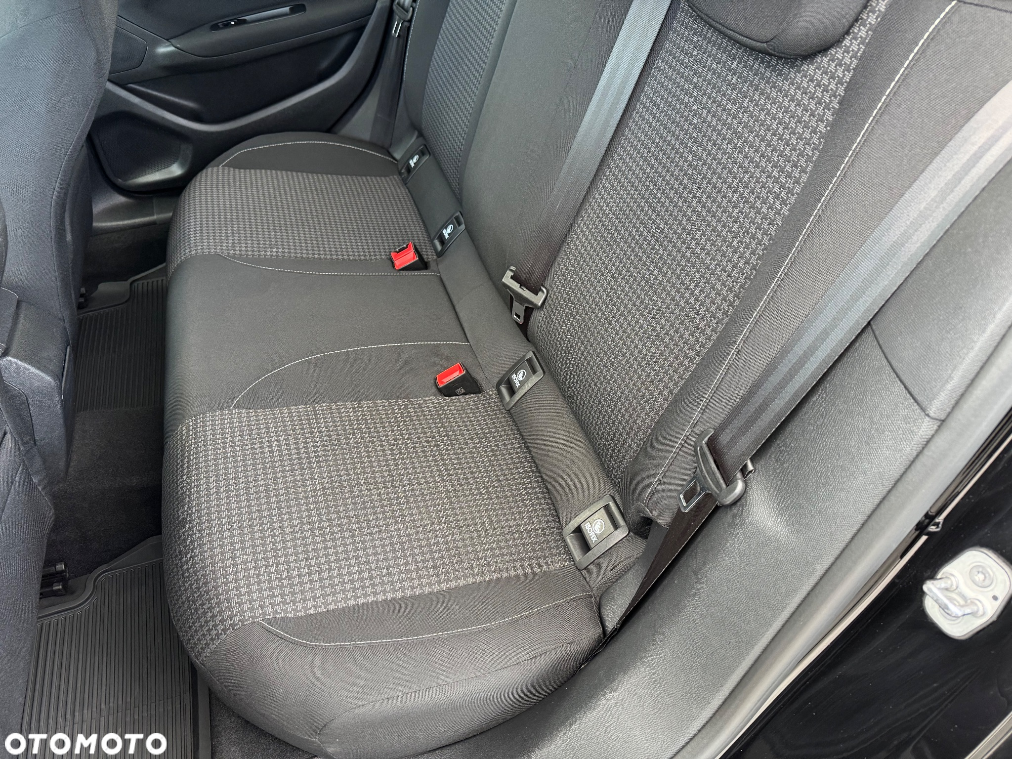 Peugeot 308 1.5 BlueHDi Active S&S EAT6 - 21