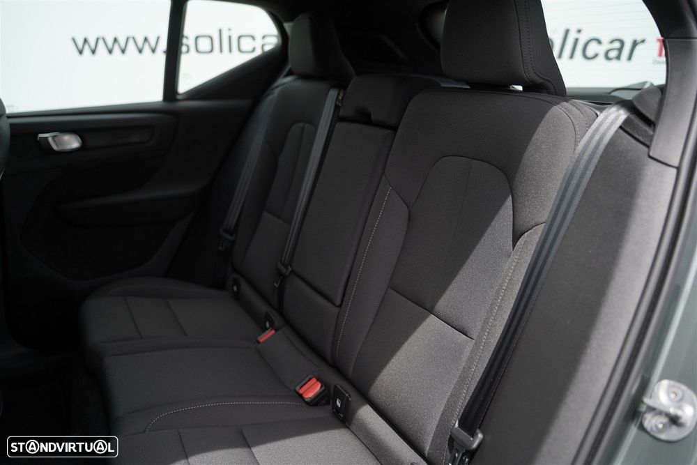 Volvo EX40 82 kWh Single Motor Extended Range Plus - 14