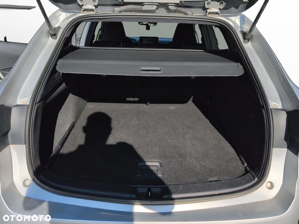 Toyota Corolla 2.0 Hybrid Comfort - 13