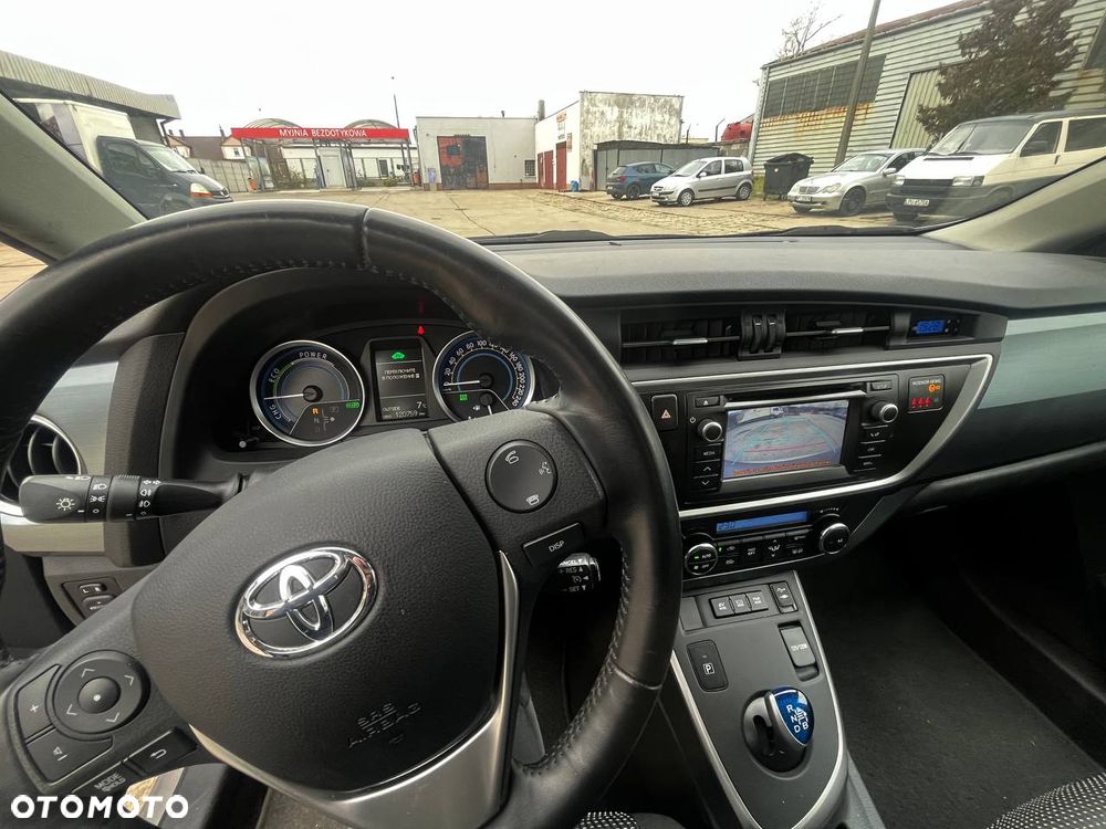 Toyota Auris - 2