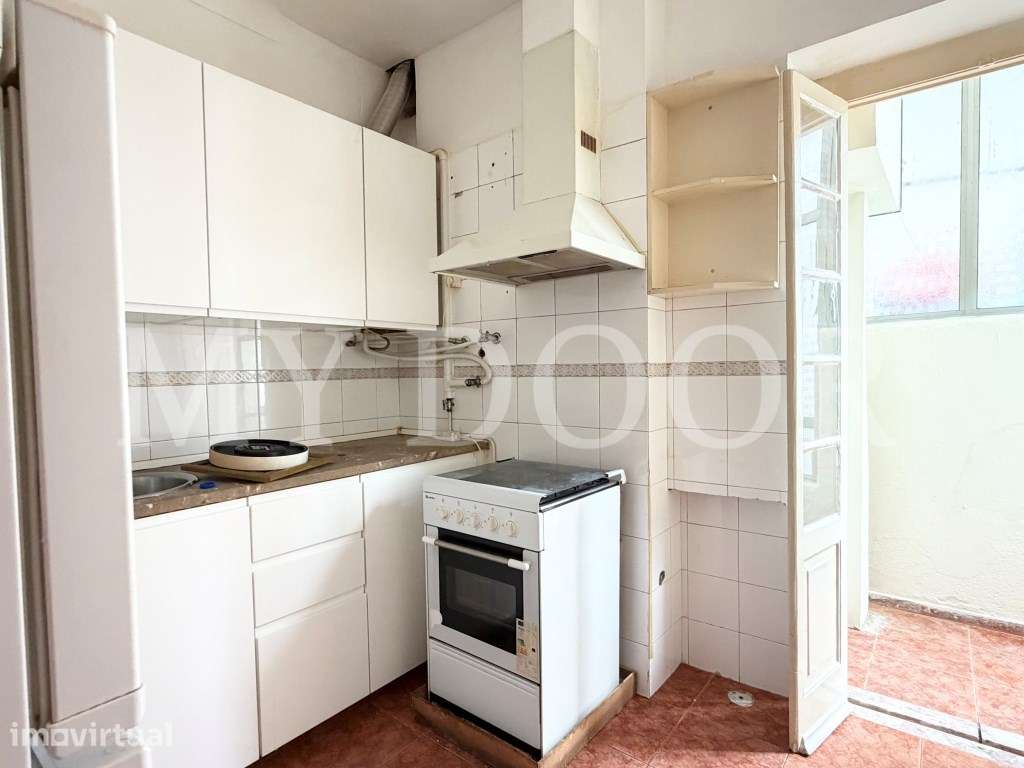 Apartamento T2 - Moscavide - junto à Universidade Europeia - Grande imagem: 2/13
