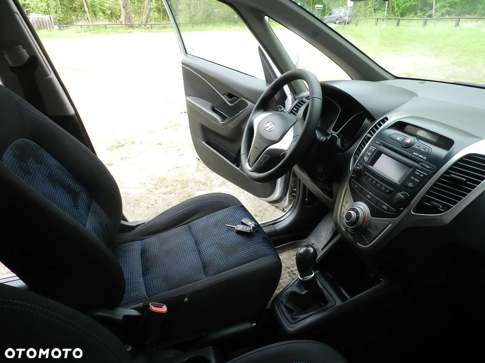 Hyundai ix20 - 11