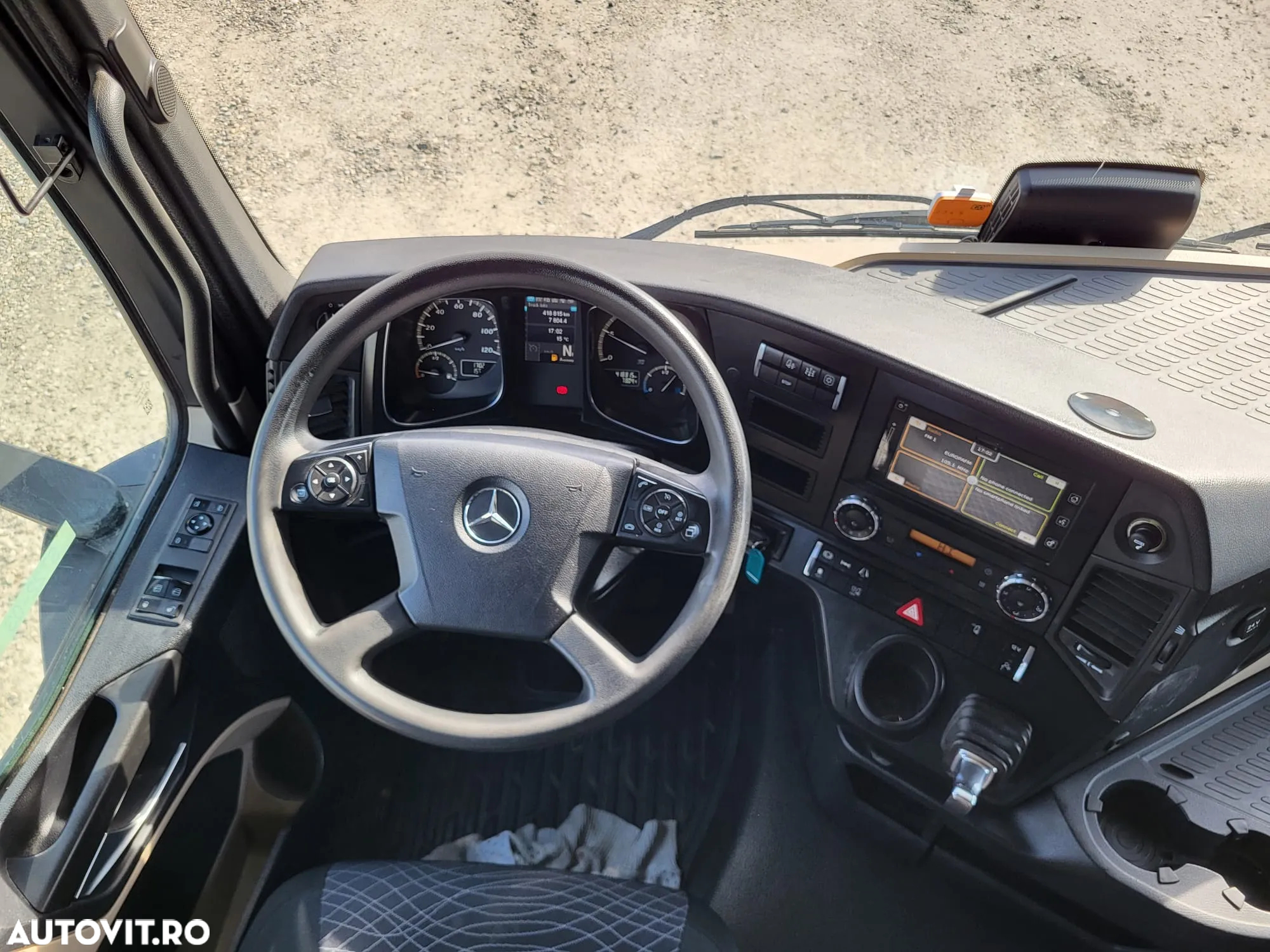 Mercedes-Benz ACTROS - 11
