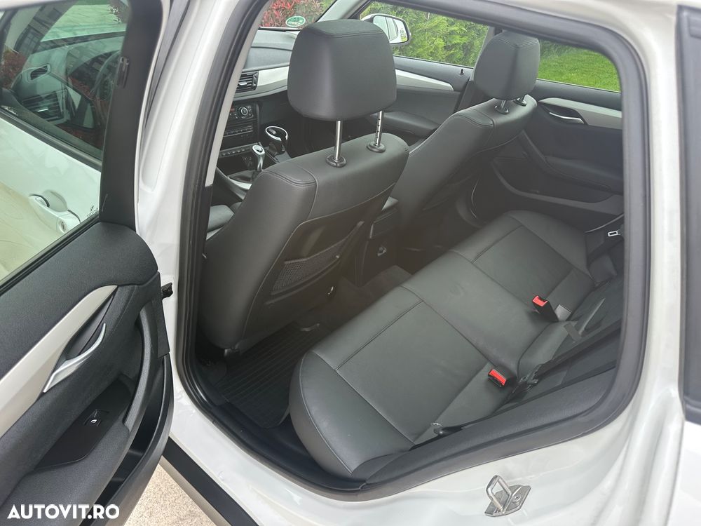 BMW X1 xDrive18d Sport Line - 8