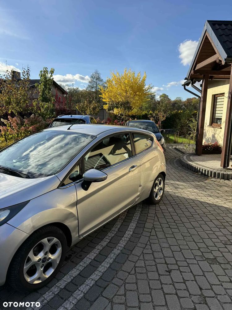 Ford Fiesta - 5