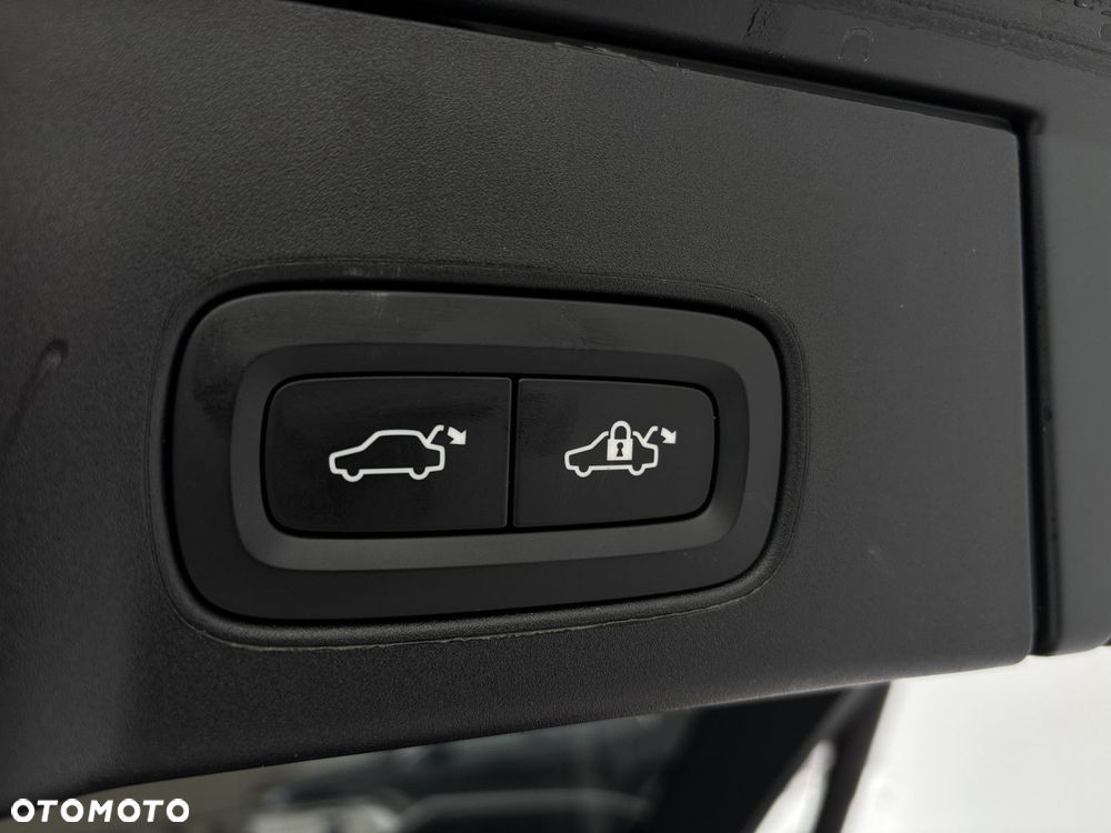 Volvo V90 - 29