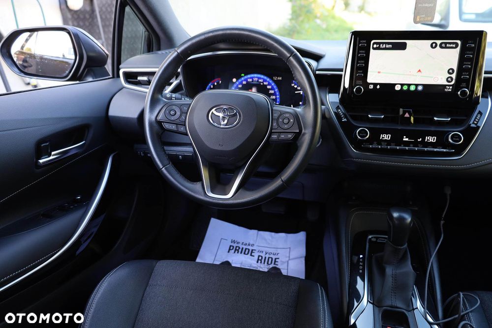 Toyota Corolla 1.8 Hybrid GPF Executive - 36