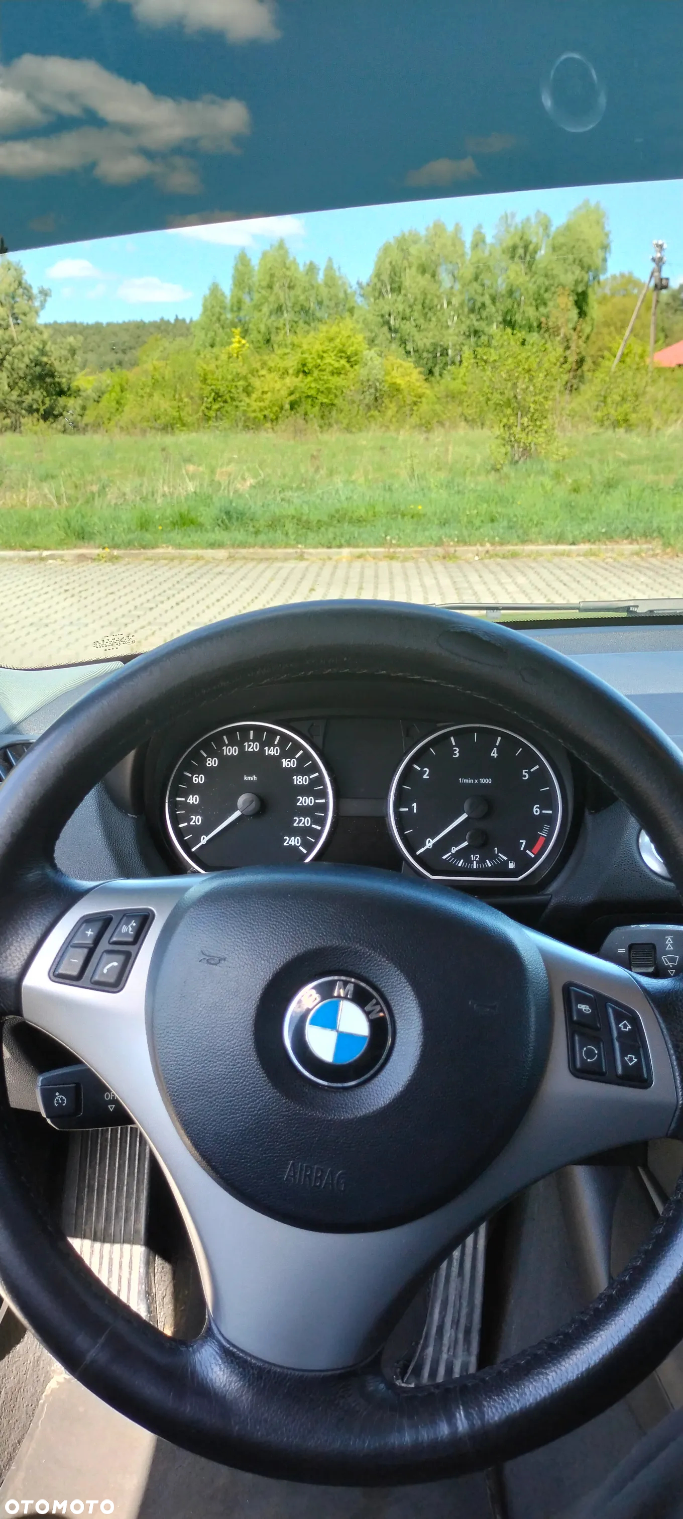 BMW Seria 1 120i - 8
