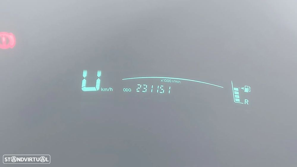 Toyota Yaris 1.0 VVT-i Sol - 18