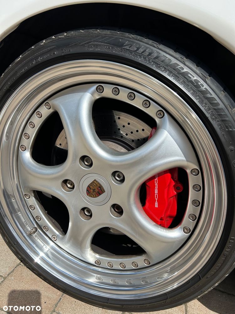Porsche 911 - 20