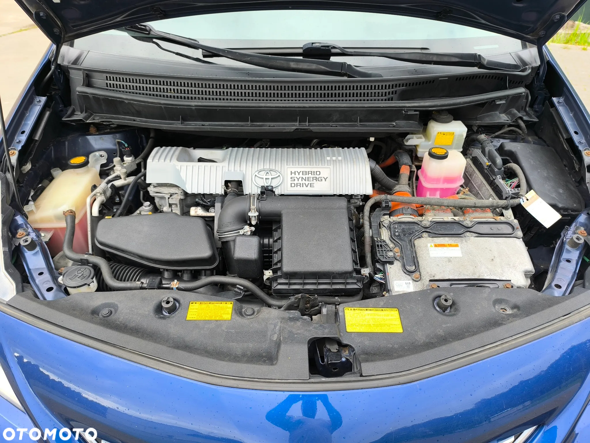 Toyota Prius+ (Hybrid) - 8