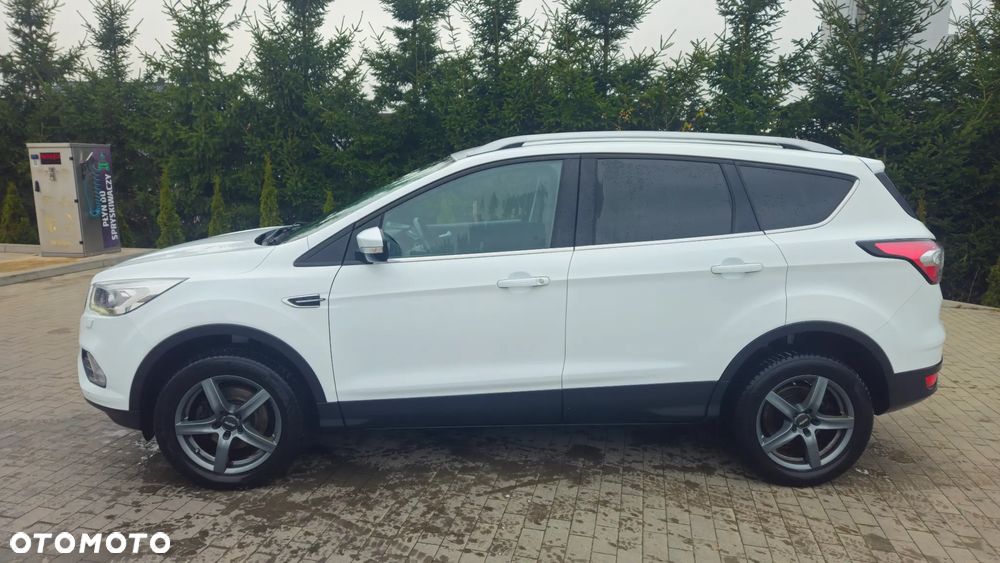 Ford Kuga - 4