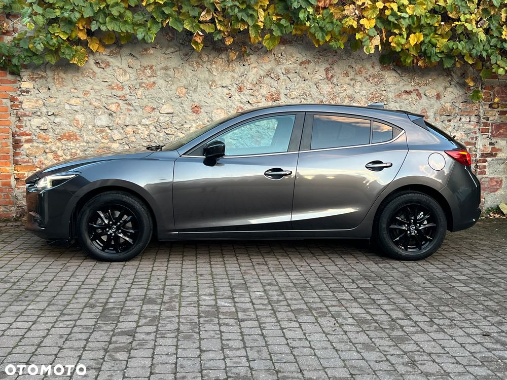 Mazda 3 2018 photo 2