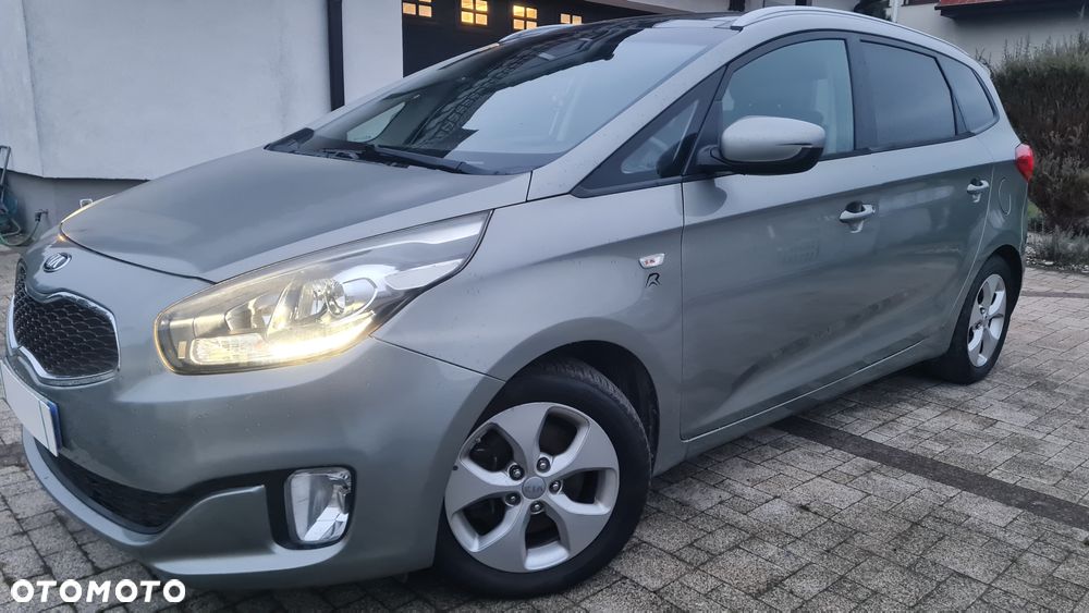 Kia Carens 1.7 CRDi Edition 7 - 8