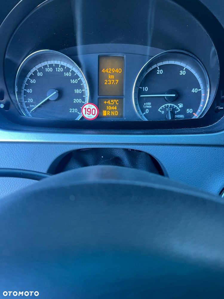 Mercedes-Benz Vito - 7