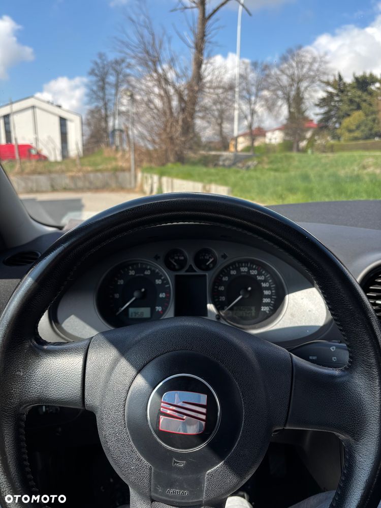 Seat Ibiza SC 1.4 16V Sport - 7