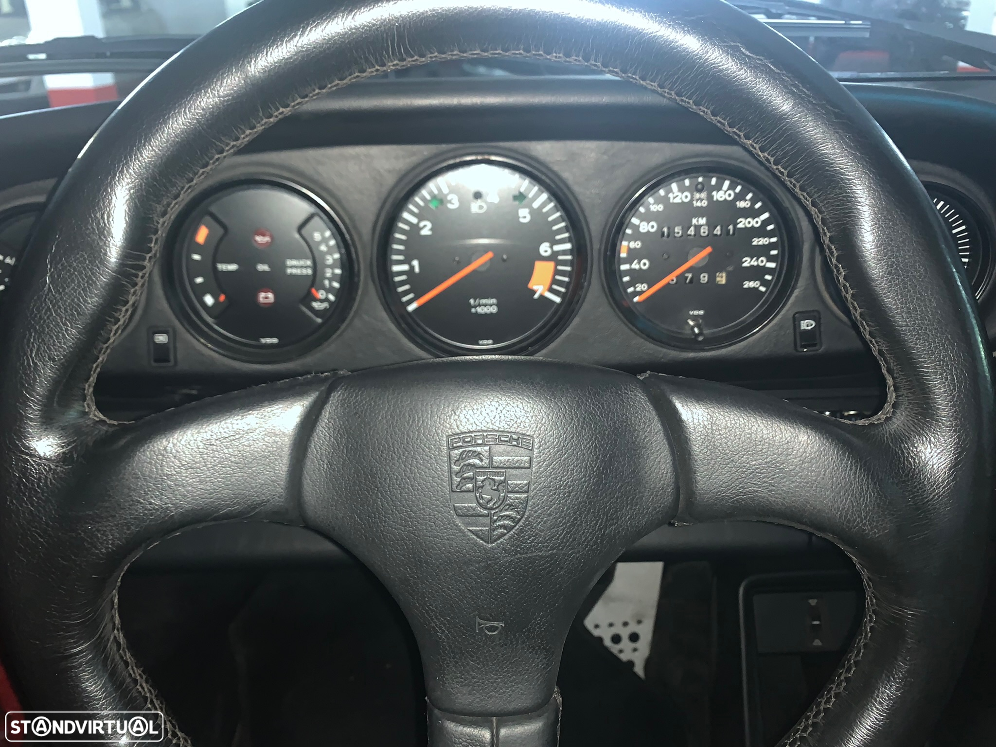 Porsche 911 Série G - 9