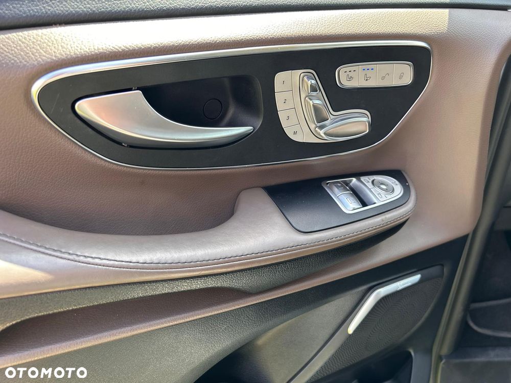 Mercedes-Benz Klasa V 300 d 4-Matic Avantgarde 9G-Tronic (d³ugi) - 10
